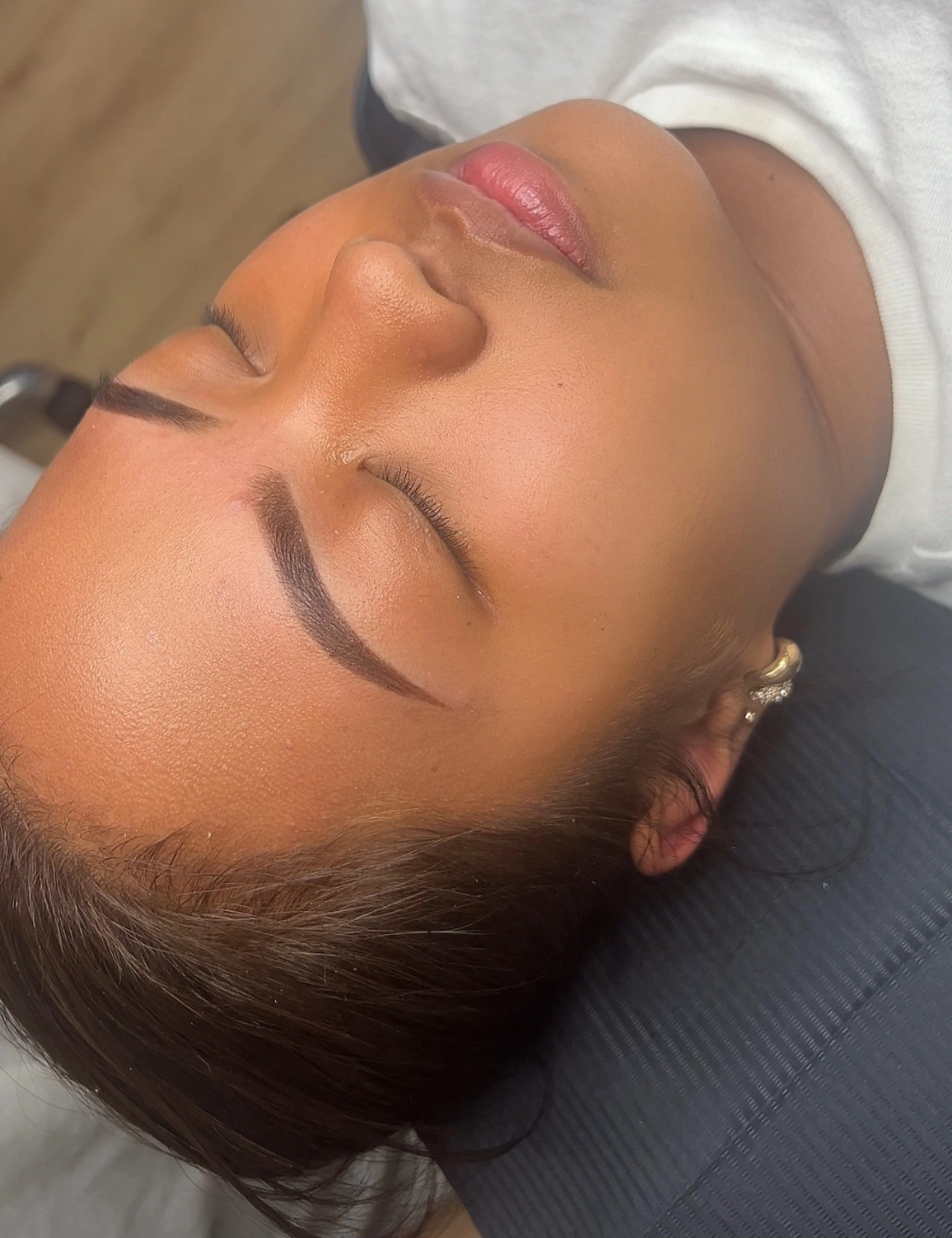 Henna Brows — natuurlijke tint & shaping